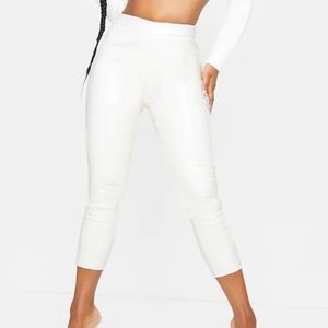 Faux leather cropped skinny pants